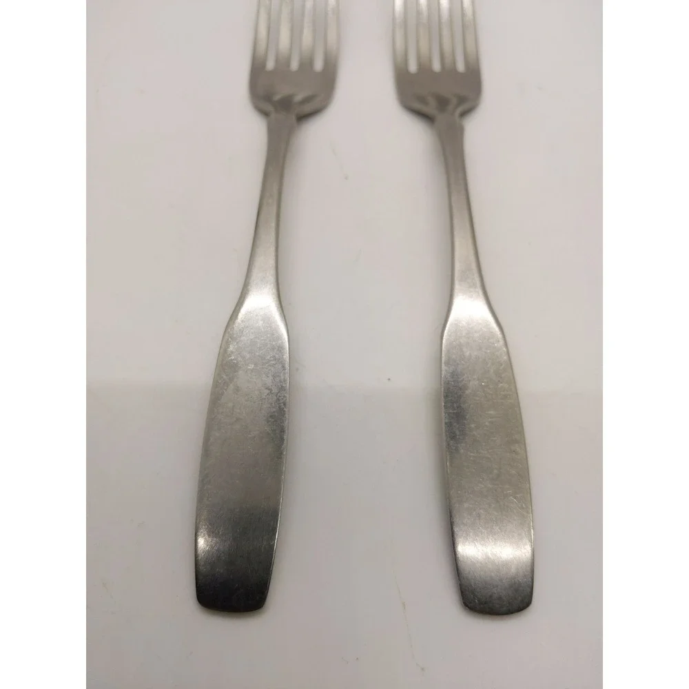 Oneida Paul Revere Dinner Forks Set of 2 Silver Stainless Steel Flatware 7